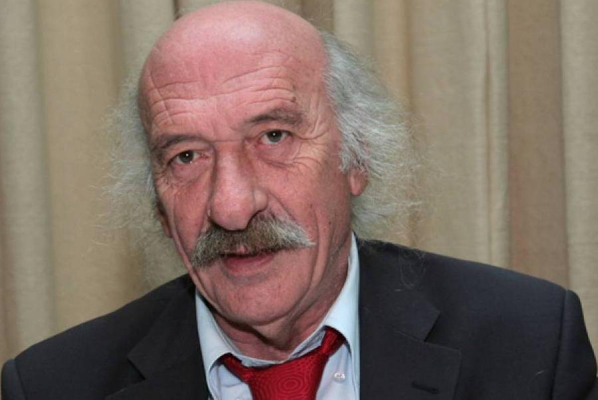 Βασίλης Κολοβός: «Όλο αυτό ξεκίνησε με τις Άγριες μέλισσες και τον Σασμό»