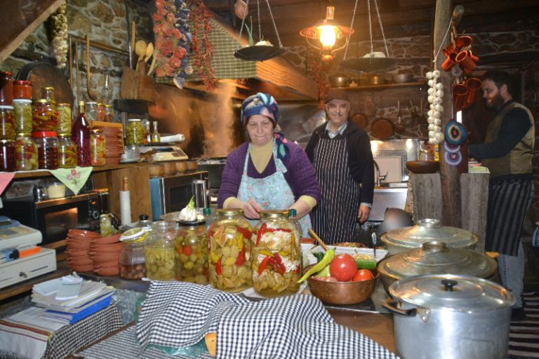 Three AMAZING taverns in the mountains of Greece