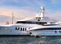 Olympic Yacht Show 2022: Άνοιξαν οι πύλες του premium in-water show – Ρεκόρ επισκεψιμότητας κατέγραψε
