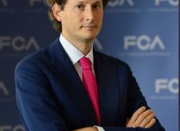 John Elkann: Ο χρυσός κληρονόμος της δυναστείας Ανιέλι κατασκευάζει την νέα Tesla John Elkann: Ο χρυσός κληρονόμος της δυναστείας Ανιέλι κατασκευάζει την νέα Tesla