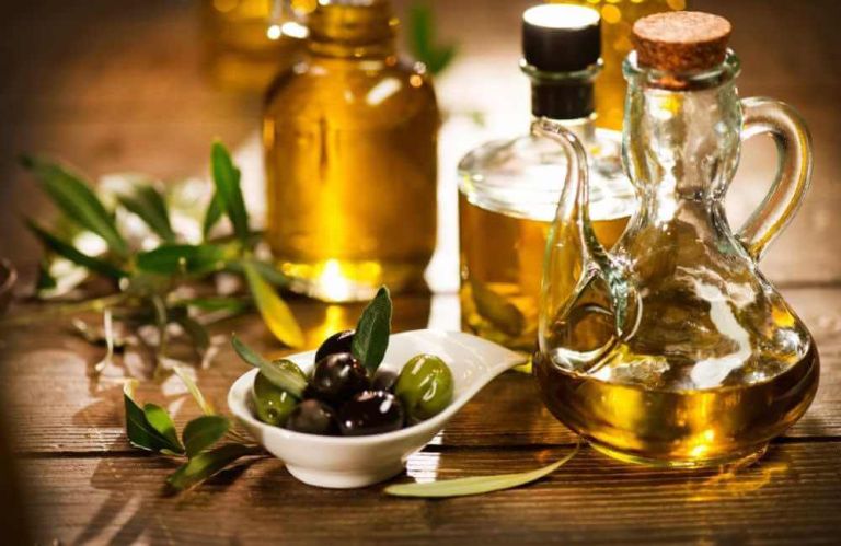 The wager of Greek olive oil