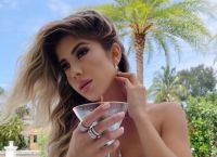 Valeria Orsini: Το μπούστο της κάνει τον αντρικό πληθυσμό να χάνει τα λόγια του
