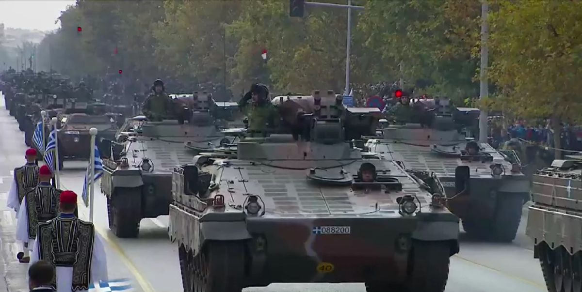 28 Οκτωβρίου: Τα νέα τεθωρακισμένα Marder στην πρώτη τους εμφάνιση
