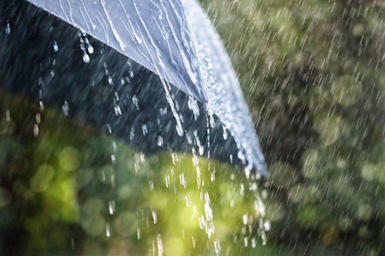Downpours cause flooding in Corfu, march on across western Greece
