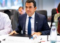 Σκρέκας: Απόλυτα ευθυγραμμισμένοι με την Ιταλία για ένα οριζόντιο πλαφόν στο φυσικό αέριο Σκρέκας: Απόλυτα ευθυγραμμισμένοι με την Ιταλία για ένα οριζόντιο πλαφόν στο φυσικό αέριο