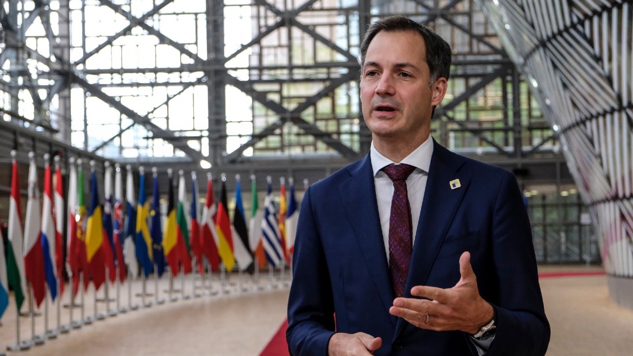 Βέλγος πρωθυπουργός στη Le Soir: “Όχι” στις θεραπείες σοκ – Μόνη λύση το “πάγωμα” τιμών σε ευρωπαϊκή κλίμακα