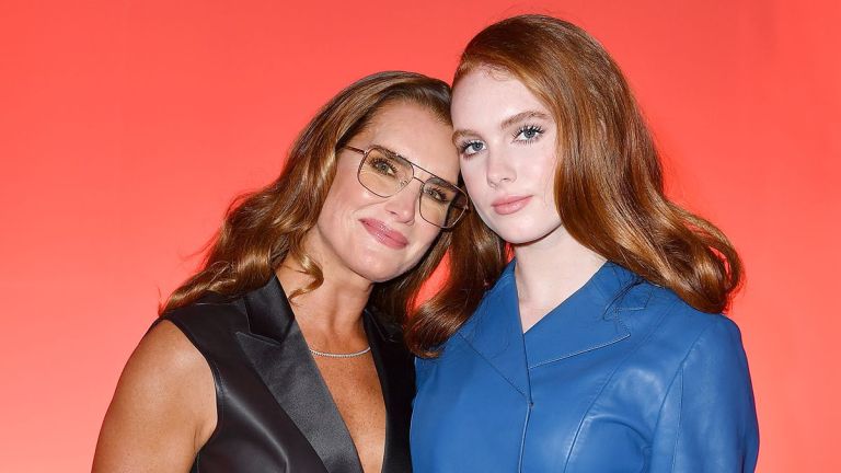 Beautiful Brooke Shields’ Athens Adventure