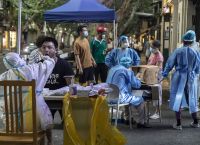 Σκληρό Lockdown στην Ουχάν -800.000 άνθρωποι σε κατ’ οίκον περιορισμό Σκληρό Lockdown στην Ουχάν -800.000 άνθρωποι σε κατ’ οίκον περιορισμό
