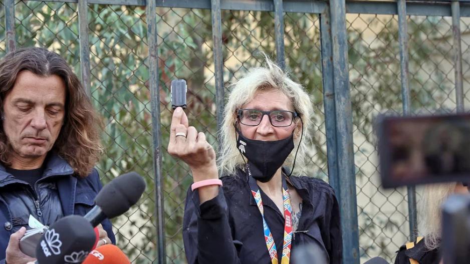 Βιασμός 12χρονης: Λαϊκά άσματα άκουσαν στο stick της «προέδρου εκδιδομένων γυναικών»…