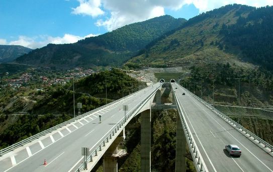 Τα 3+1 έργα που θα δείξουν τι φέρνει η «επόμενη μέρα» στον χώρο των υποδομών