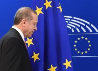 Τουρκία: «Ράπισμα» το προσχέδιο της Κομισιόν – «Να σέβεται την κυριαρχία των κρατών μελών»