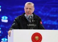 Νέα πρόκληση Ερντογάν: Διάβασε πλακάτ που τον καλούσε να στείλει «τους ασεβείς στην Ελλάδα» Νέα πρόκληση Ερντογάν: Διάβασε πλακάτ που τον καλούσε να στείλει «τους ασεβείς στην Ελλάδα»