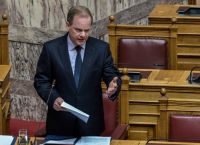 Καραμανλής: Αυστηρότερος ΚΟΚ για παράνομη στάθμευση σε ράμπες ΑμΕΑ Καραμανλής: Αυστηρότερος ΚΟΚ για παράνομη στάθμευση σε ράμπες ΑμΕΑ