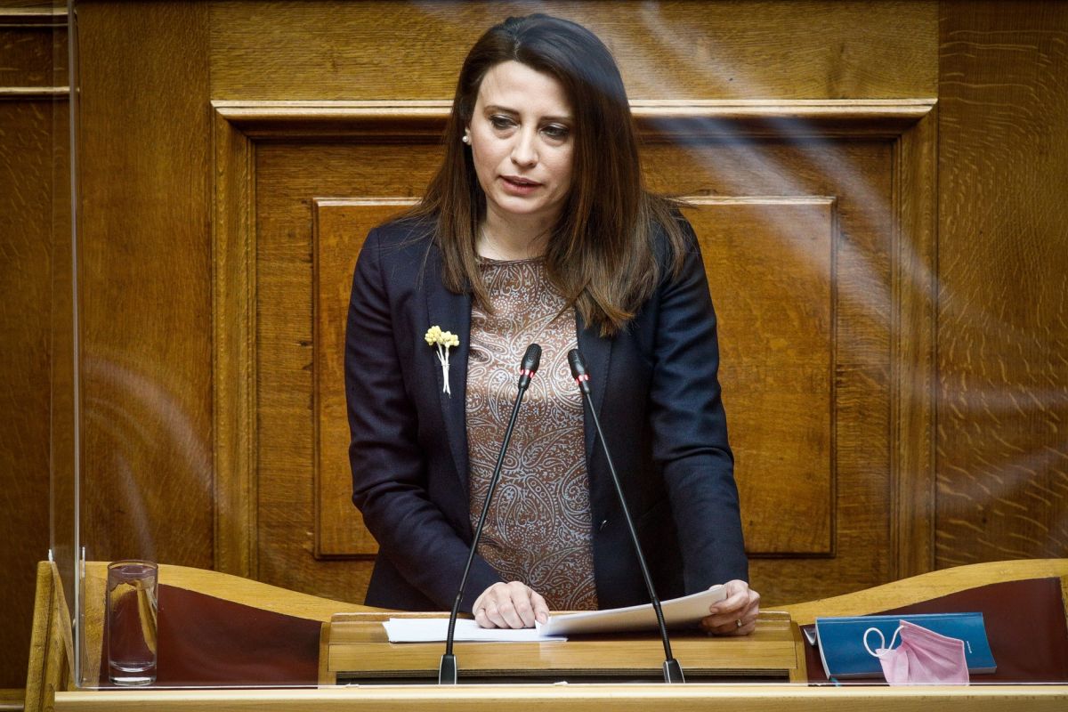 Νίνα Κασιμάτη: Κατήγγειλε ακραία λεκτική επίθεση από τον Έντι Ράμα