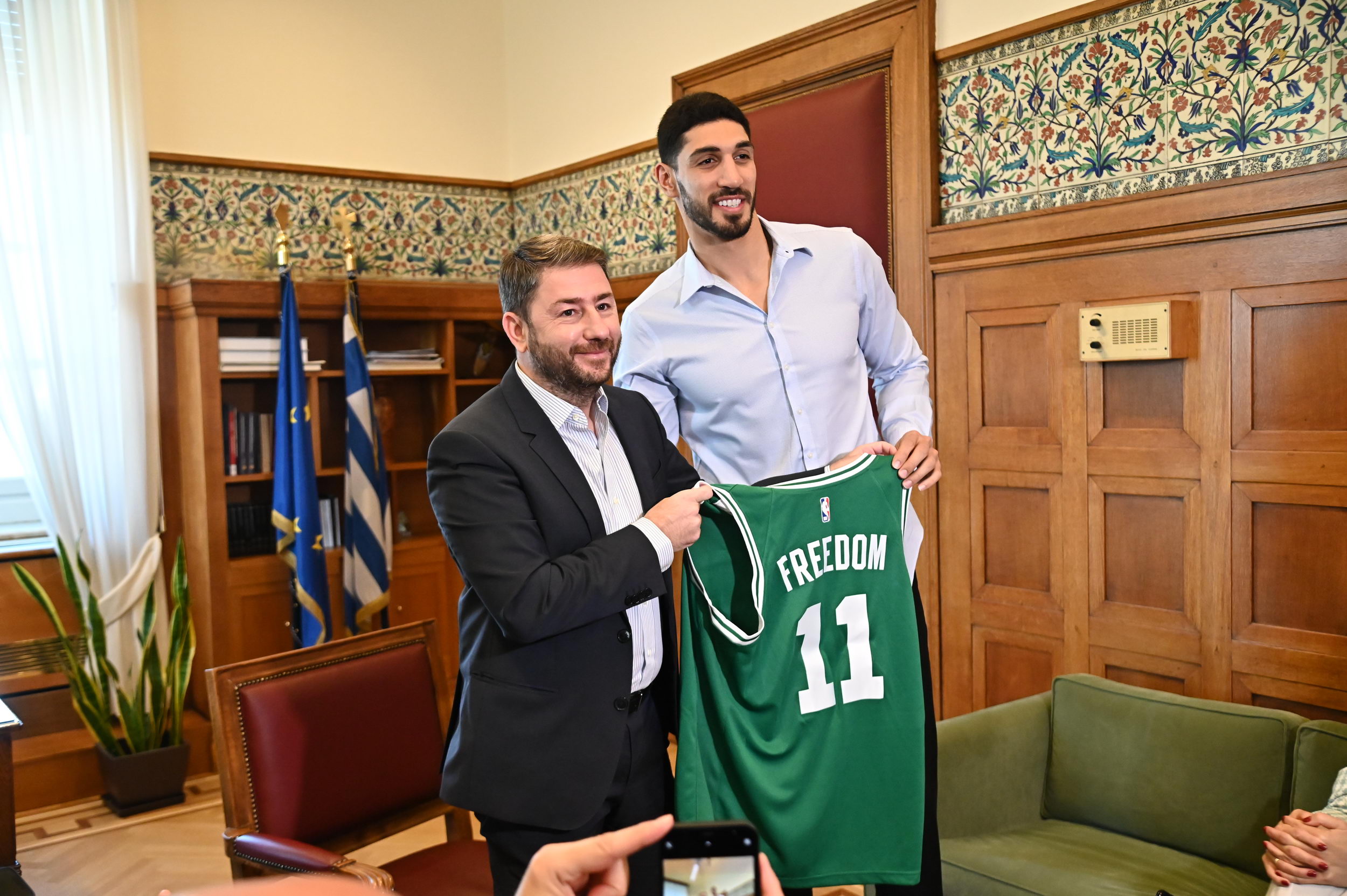 Ανδρουλάκης: Ο σεβασμός του διεθνούς δικαίου μοναδικό μονοπάτι για το ειρηνικό μέλλον των δυο λαών