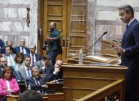 Μήνυμα Μητσοτάκη στους βουλευτές της ΝΔ: Να είμαστε μετρημένοι, οι πολίτες αγωνιούν