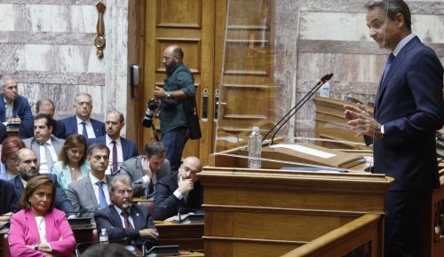 Μήνυμα Μητσοτάκη στους βουλευτές της ΝΔ: Να είμαστε μετρημένοι, οι πολίτες αγωνιούν