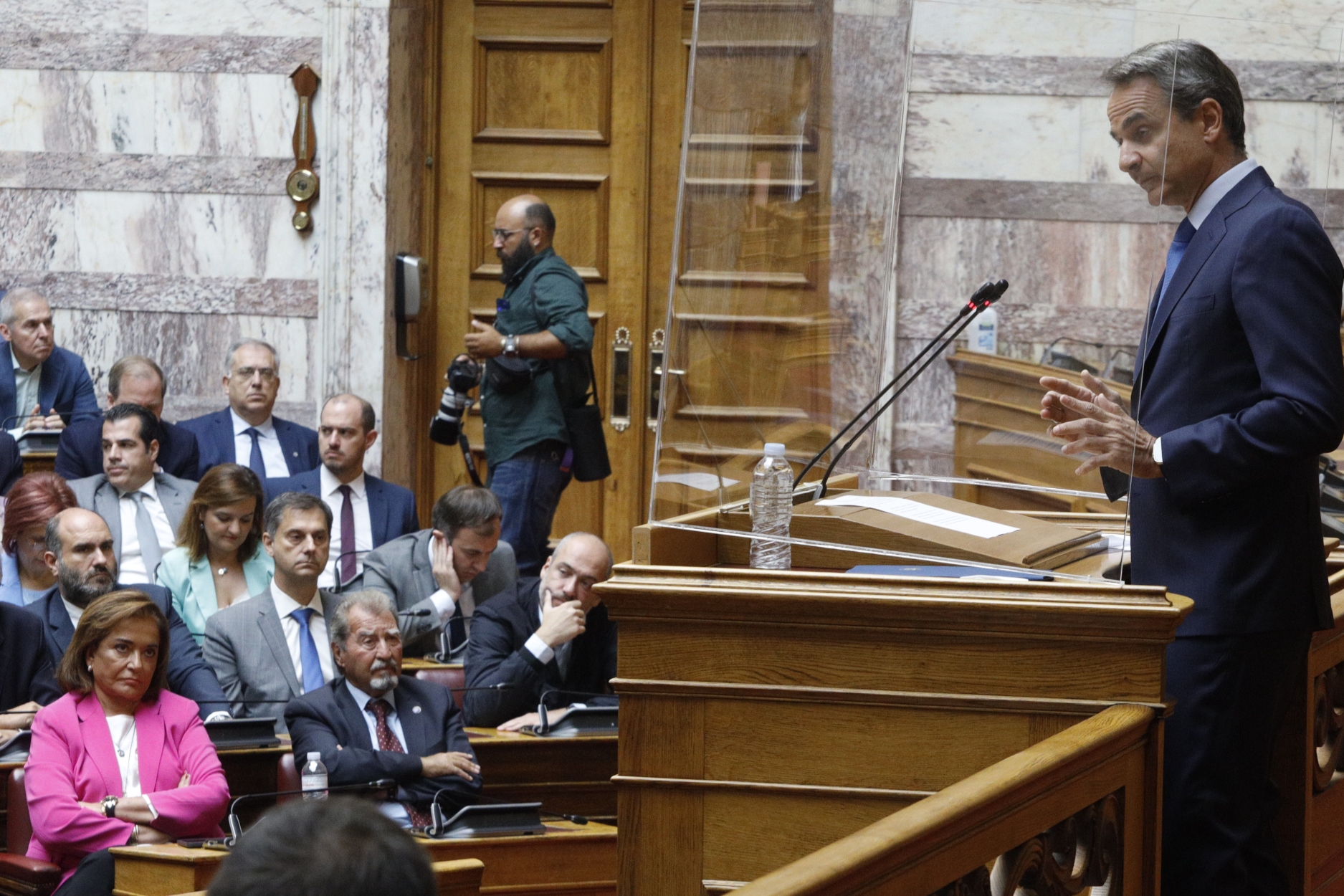 Μήνυμα Μητσοτάκη στους βουλευτές της ΝΔ: Να είμαστε μετρημένοι, οι πολίτες αγωνιούν