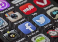 Instagram: Οι χρήστες δεν μπορούν να συνδεθούν στα προφίλ τους