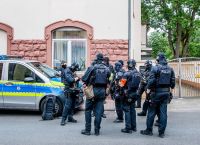 Γερμανία: Συνελήφθη φασίστρια που φέρεται να σχεδίαζε απαγωγή του υπουργού Υγείας