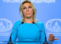 Ζαχάροβα: «Μη αναστρέψιμες» οι συνέπειες της βρόμικης βόμβας
