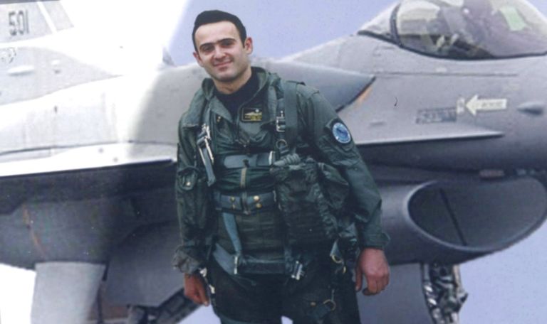 Βίντεο ντοκουμέντο: Το τουρκικό F 16 πέφτει στο μαχητικό του Ηλιάκη