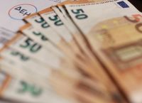 Δημοσκόπηση Pulse: “Θηλιά” στον οικογενειακό προϋπολογισμό λογαριασμοί ρεύματος και σούπερ μάρκετ