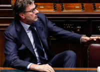 Μελόνι: Προς αναζήτηση υπουργού Οικονομικών – “Βλέπει” πιθανό τον Τζιορτζέτι