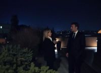 Μακρόν: Άτυπη συνάντηση με Μελόνι και δέσμευση για συνεργασία