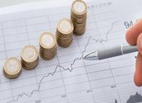 Greece plans to raise up to €8 billion from markets in 2023