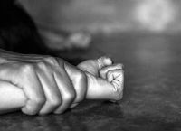 Σοκάρει η υπόθεση σεξουαλικής κακοποίησης 12χρονης – Τη βίαζαν, τη χτυπούσαν και την εξέδιδαν