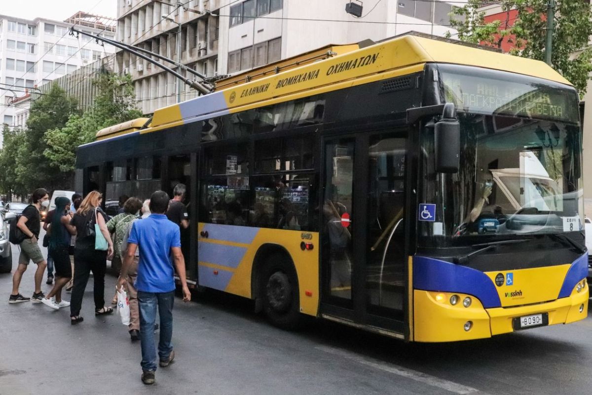 Τρόλεϊ: Κανονικά στους δρόμους – Παράνομη η στάση εργασίας