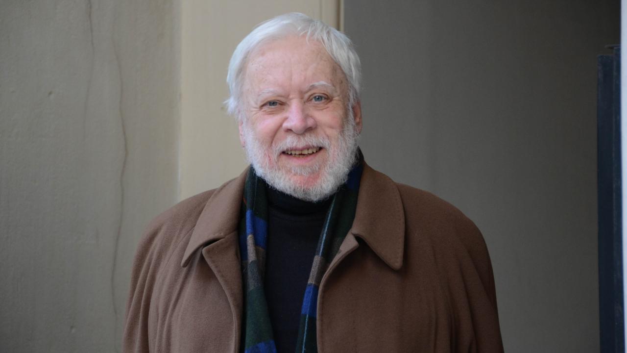 «Κάθε γυναίκα ξυπνά πάντα χήρα του άνδρα που ονειρεύτηκε»