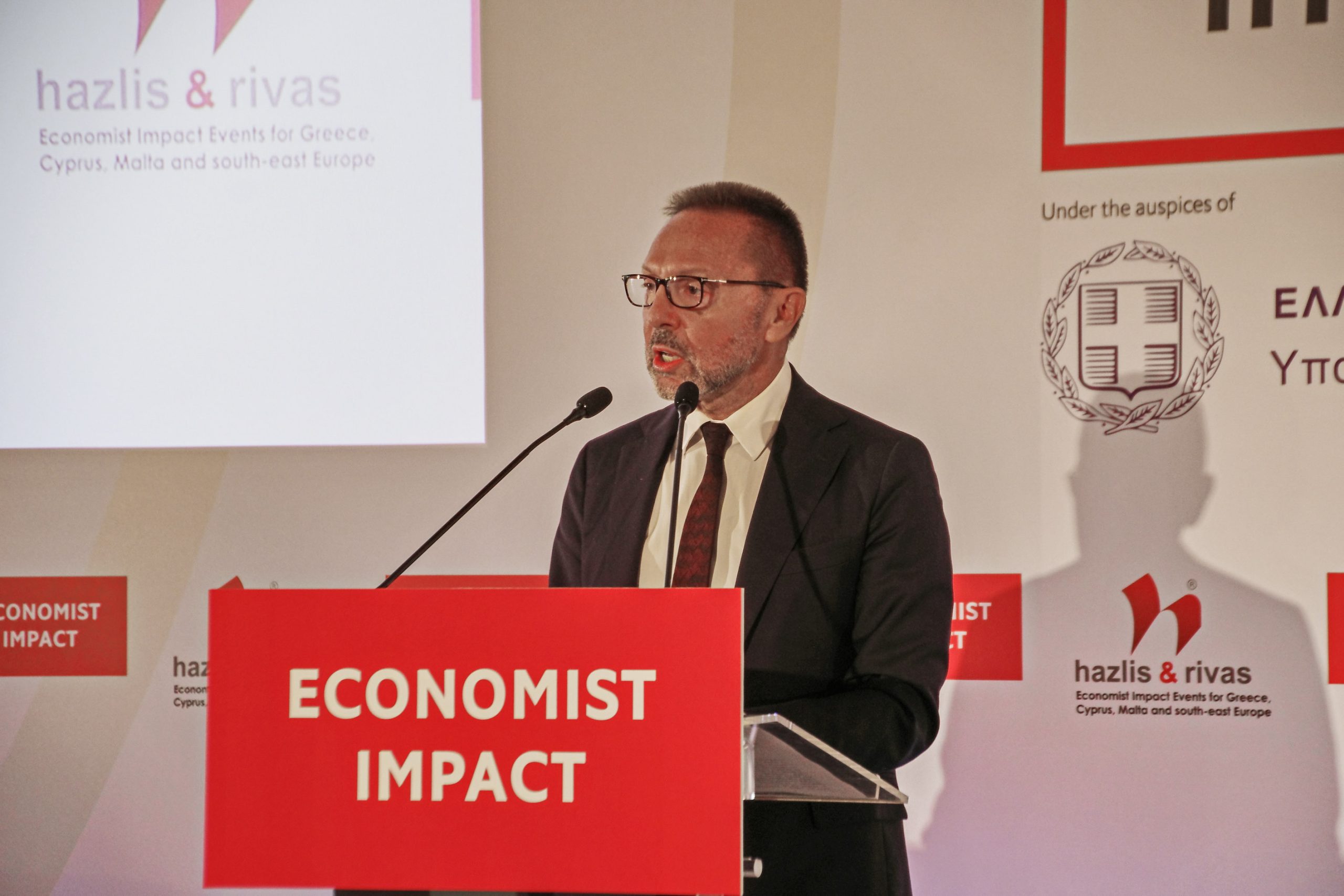 Στην λίστα του Economist για τη βελτίωση του επενδυτικού κλίματος τα τελευταία 3 χρόνια μπήκε η Ελλάδα
