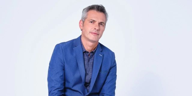Μάριος Αθανασίου: «Έχω ακριδοφοβία – Φοβάμαι τις ακρίδες» [vid]