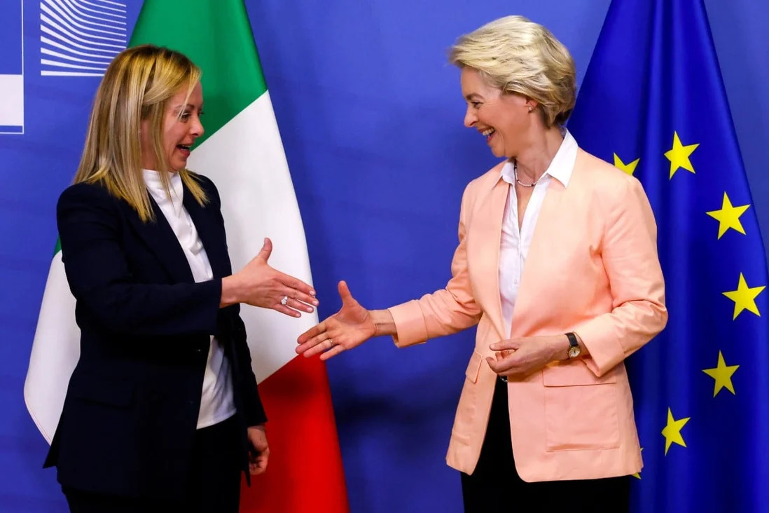 Μελόνι: Ευρωφιλίες ή λυκοφιλίες