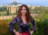 Ξεσπά η μάνα του Μπάμπη Λαζαρίδη κατά της Πόπης Μαλλιωτάκης  – «Να αφήσει το παιδί μου ήσυχο»