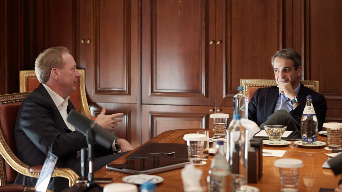 Greek PM, Microsoft president meeting on sidelines of Trilateral Commission