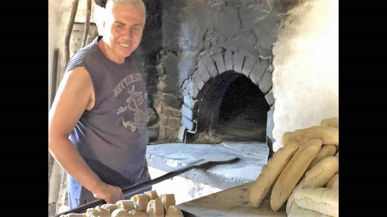 Greek bakers struggle with soaring energy bills with many bakeries facing closures