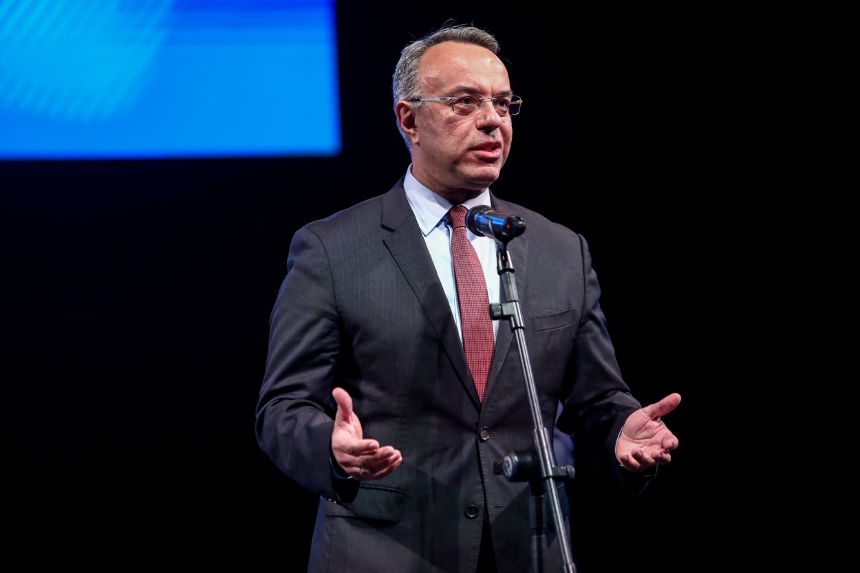 Σταϊκούρας: Δεσμευόμαστε να συνεχίσουμε να μειώνουμε φόρους και ασφαλιστικές εισφορές