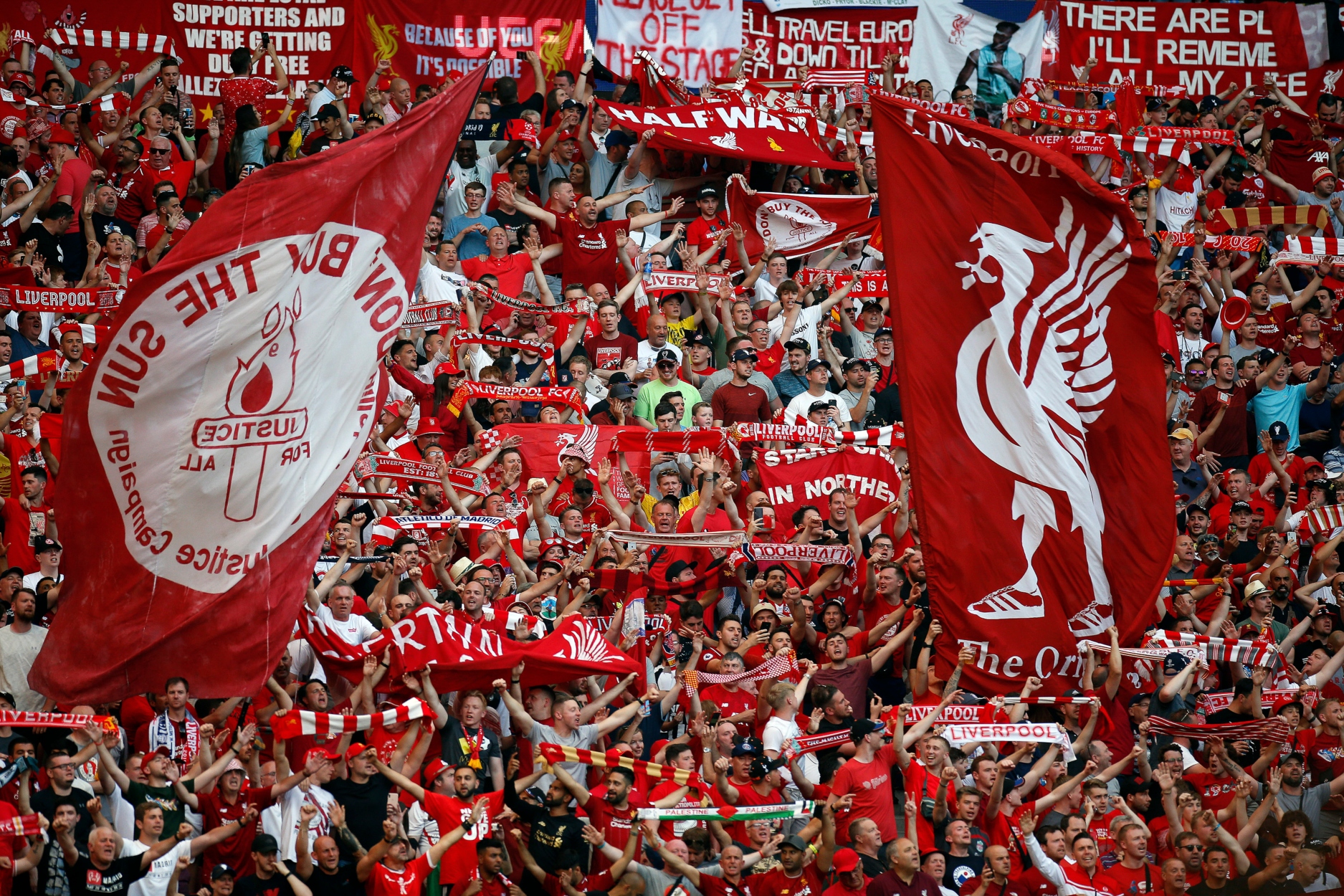 Premier League: Eτοιμη να αλλάξει χέρια φαίνεται πως είναι η Λίβερπουλ!