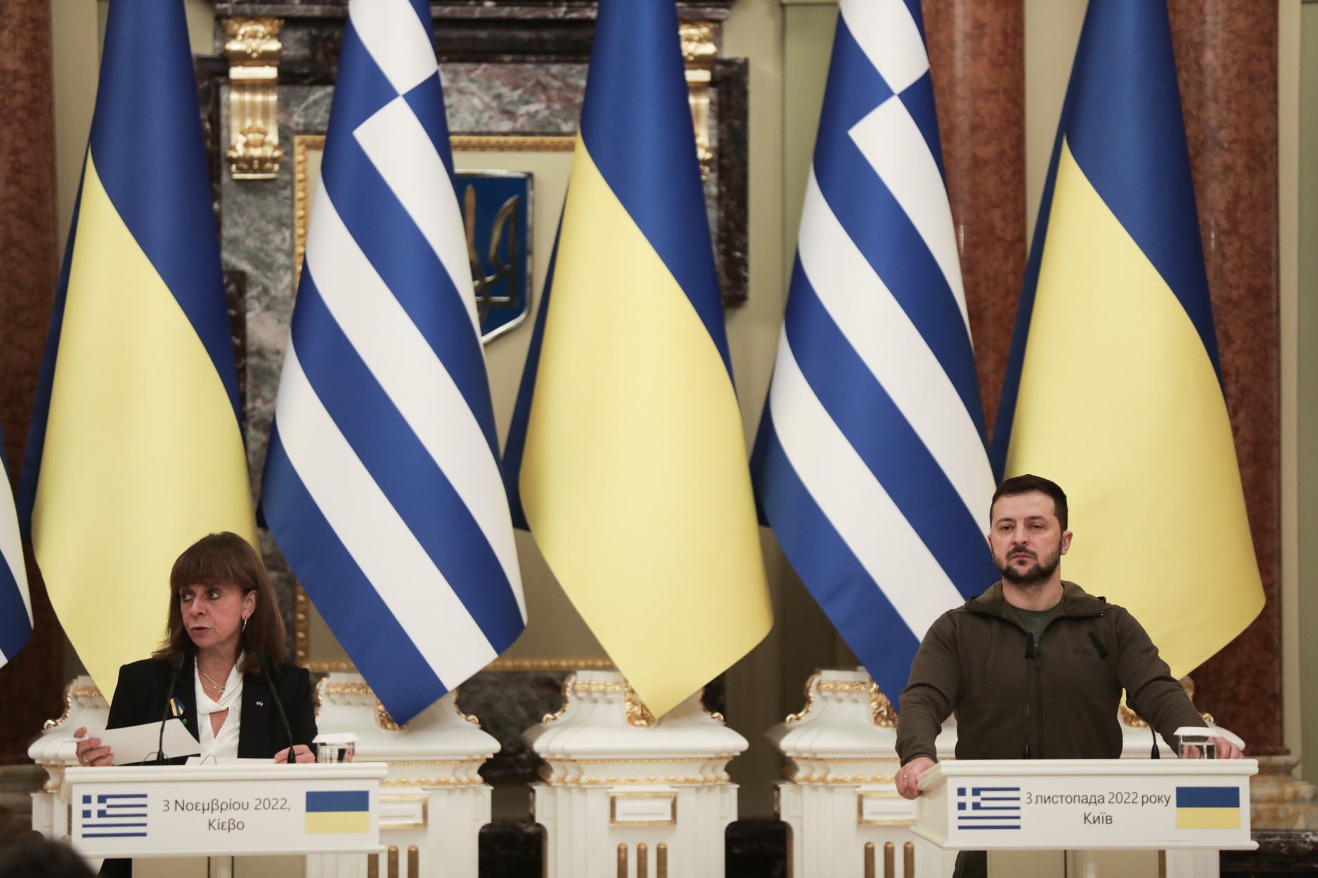 Σακελλαροπούλου-Ζελένσκι: Η Ελλάδα δίπλα στην Ουκρανία για όσο χρειαστεί
