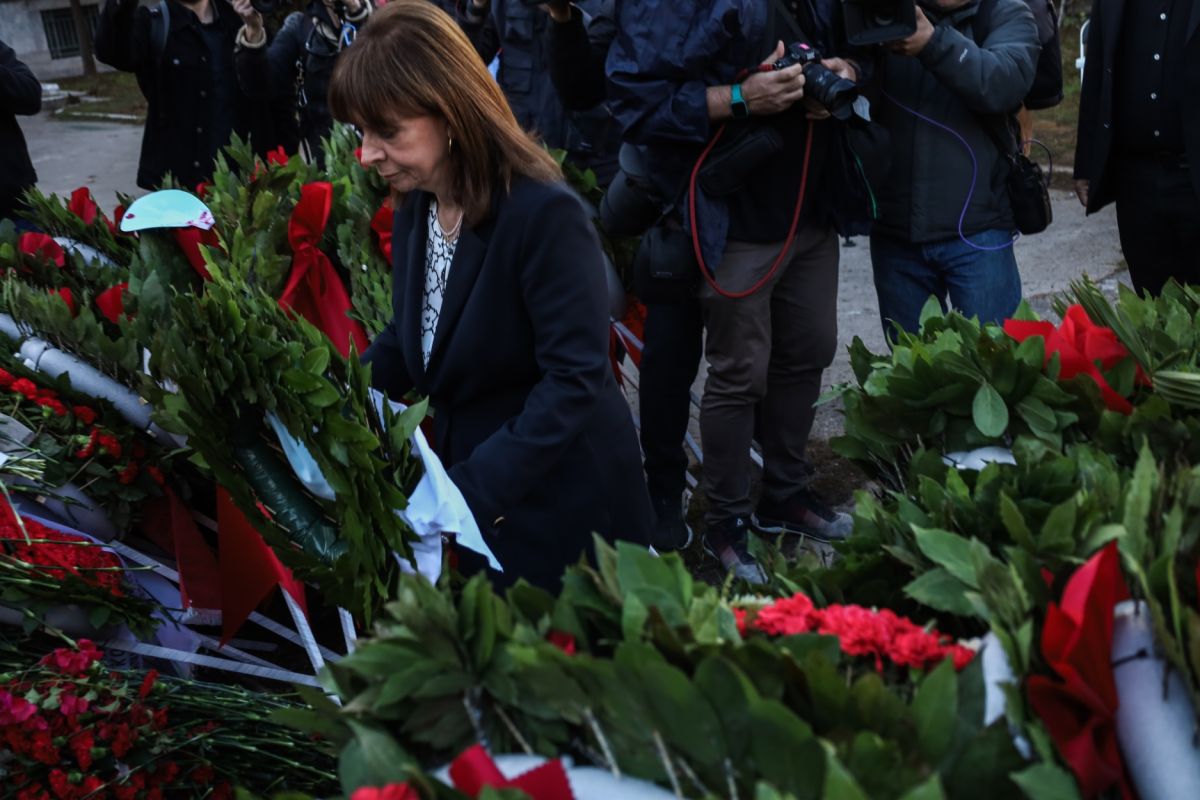 Πολυτεχνείο: Ο αγώνας για δημοκρατία διαρκής και απαιτητικός το μήνυμα της Σακελλαροπούλου