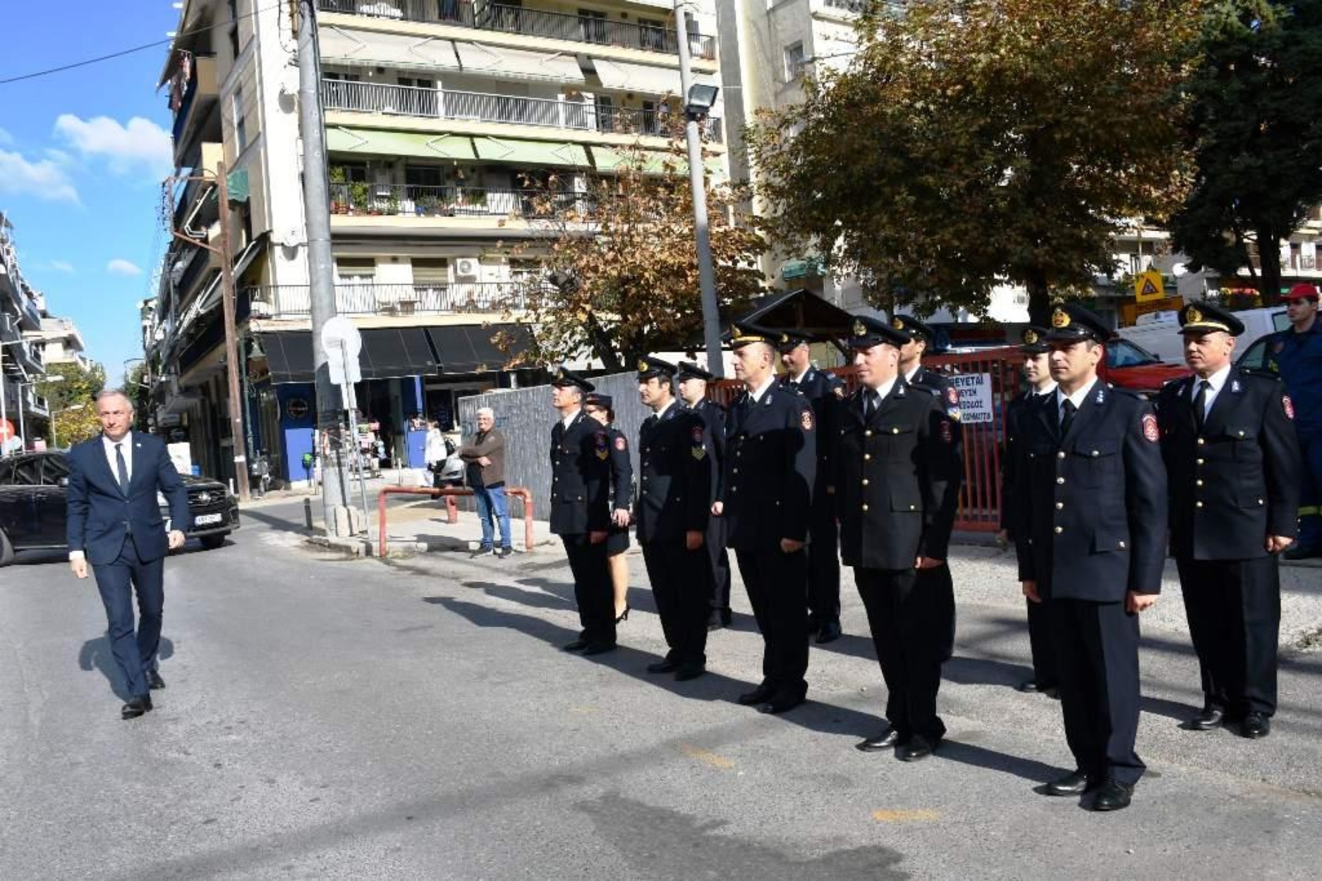 Καλαφάτης: «Υποκλινόμαστε στην αξιοσύνη, την τόλμη και τη λεβεντιά των πεσόντων πυροσβεστών»