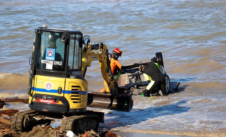 Ιταλία: Τρεις νεκροί από τη φονική κατολίσθηση στην Ίσκια- Ενίσχυση 2 εκατ. ευρώ στους πληγέντες