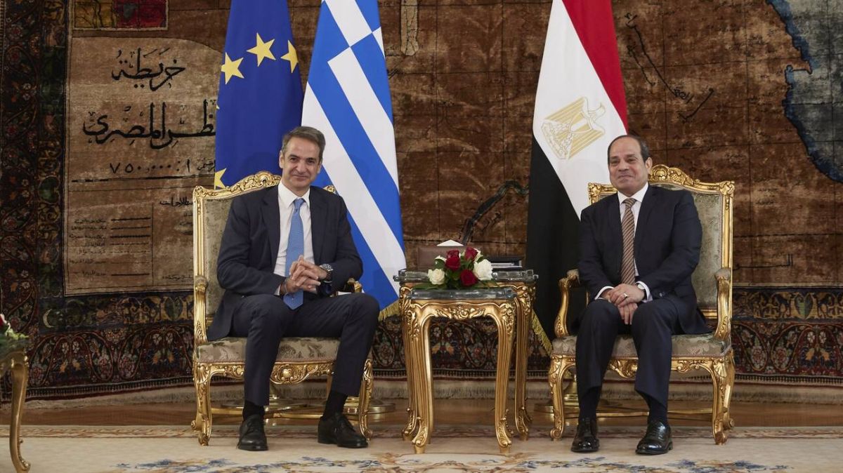 Mitsotakis: I’m exploring with Sisi the transfer of cheap energy from Egypt to Greece