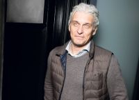 Όλεγκ Τίνκοφ: Ρώσος ολιγάρχης παραιτήθηκε της ρωσικής υποκοότητάς του λόγω του πολέμου