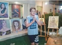Ο ξεχωριστός Ζαχαρίας από τη Σητεία: Μαθητής με σύνδρομο Asperger ζωγραφίζει και εκθέτει τα έργα του Ο ξεχωριστός Ζαχαρίας από τη Σητεία: Μαθητής με σύνδρομο Asperger ζωγραφίζει και εκθέτει τα έργα του