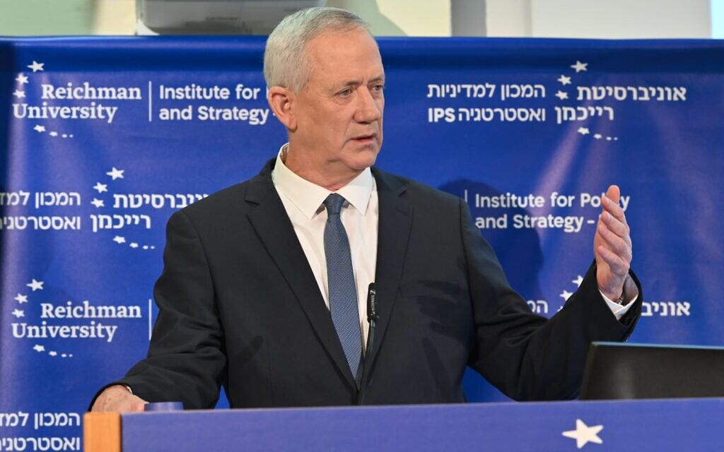 Israeli DM Gantz in Athens: Israel considers Greece a “strategic partner’