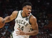 Σε BEAST MODE ο Γιάννης: Το απολαυστικό του παιχνίδι κόντρα στους Μπλέιζερς Σε BEAST MODE ο Γιάννης: Το απολαυστικό του παιχνίδι κόντρα στους Μπλέιζερς